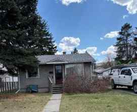 Detached Calgary homes