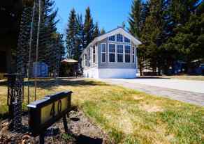Recreational Coyote Creek homes