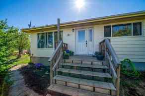 Detached Wainwright homes