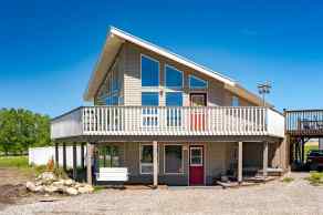 Detached Rural Foothills County homes