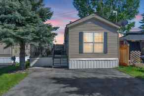 Recreational Country Lane RV Park homes