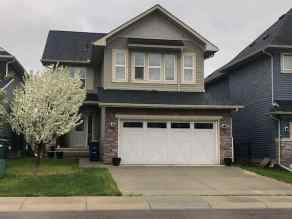 Detached Dry Creek Bay homes