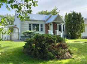 Just listed West End homes for sale new 518 4 Avenue W in West End Brooks