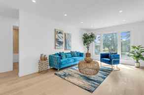 Detached Lynnwood Ridge homes