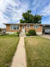 Detached Tilley homes