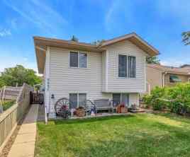Just listed North Lloydminster homes for sale new 5537 50 Avenue   in North Lloydminster Lloydminster