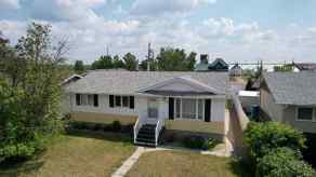 Detached Hanna homes