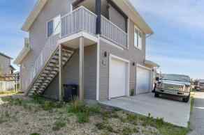 Just listed Hewlett Park homes for sale new 39 Hampton Crescent  in Hewlett Park Sylvan Lake