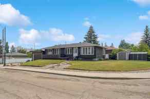 Detached Meadowlark Park homes