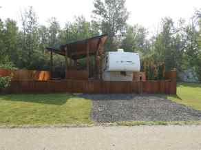 Recreational Gull Lake homes