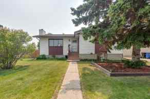 Just listed Park Place homes for sale new 20 Larne Place  in Park Place Penhold