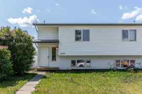 Semi Detached (Half Duplex) Camrose homes