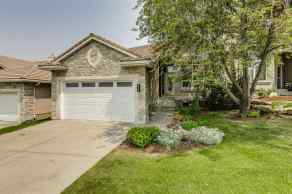 Semi Detached (Half Duplex) Hamptons homes