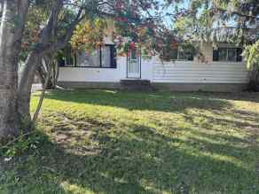 Just listed North End homes for sale new 9713 83 Avenue  in North End Peace River
