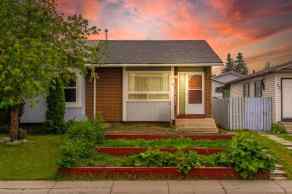 Semi Detached (Half Duplex) Whitehorn homes