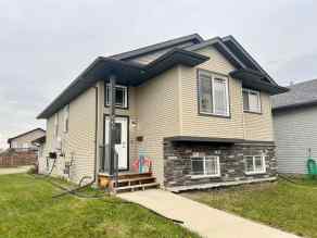 Just listed NONE homes for sale new 660 Red Oak Close  in NONE Springbrook