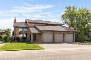 Just listed Ross Glen homes for sale new 614 Ross Glen Drive SE in Ross Glen Medicine Hat