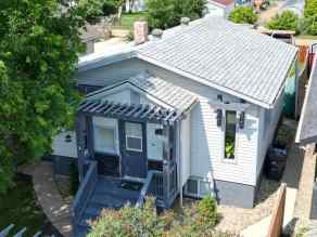 Detached Downtown homes