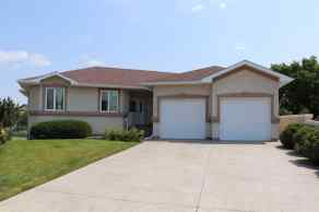 Just listed Fairmont homes for sale new 77 Fairmont Park Landing S in Fairmont Lethbridge