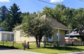Detached Bellevue homes