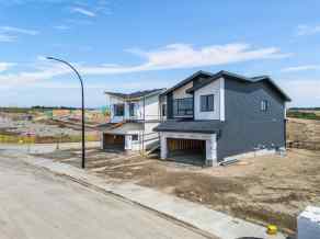 Just listed Heritage Hills homes for sale new 51 Heritage Heath  in Heritage Hills Cochrane