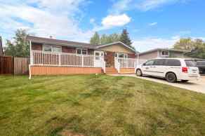 Detached Thickwood homes