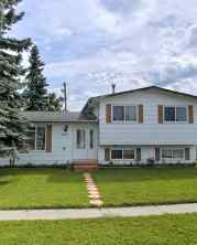 Detached Whitecourt homes