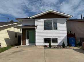Just listed Indian Battle Heights homes for sale new 113 Cayuga Crescent W in Indian Battle Heights Lethbridge