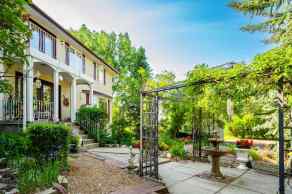 Detached Rural Foothills County homes