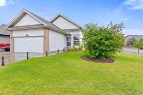 Just listed College Park homes for sale new 5217 15 Street  in College Park Lloydminster