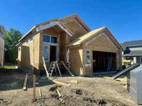 Just listed Southgate homes for sale new 1612 Sixmile View S in Southgate Lethbridge