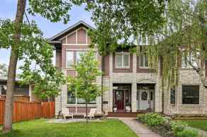 Semi Detached (Half Duplex) North Glenmore Park homes