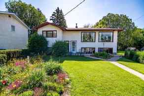 Detached Jarvis Bay homes