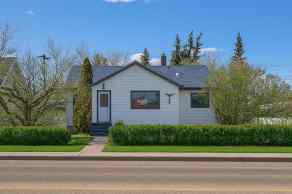 Detached Hardisty homes