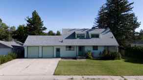 Detached Claresholm homes