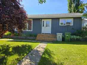 Detached Edson homes