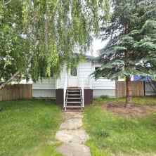 Detached Edson homes