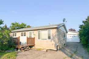 Detached Thickwood homes