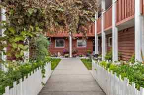Just listed South Canmore homes for sale new Unit-4-717 7th Street E in South Canmore Canmore
