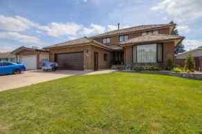Detached Redwood homes