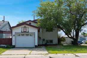 Detached Thickwood homes