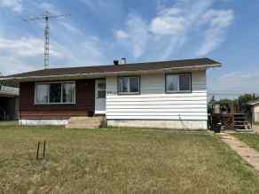 Detached Hardisty homes