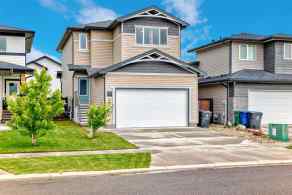 Detached Garry Station homes