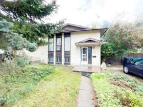 Just listed Indian Battle Heights homes for sale new 40 Mohawk Road W in Indian Battle Heights Lethbridge