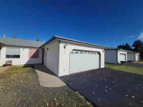 Semi Detached (Half Duplex) Grimshaw homes