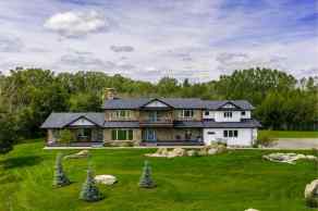 Detached Rural Foothills County homes
