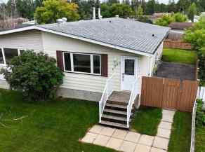 Semi Detached (Half Duplex) Edson homes