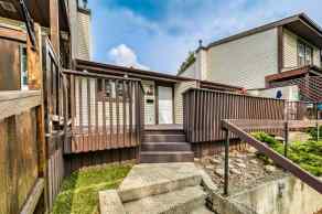 Row/Townhouse Ranchlands Estates homes