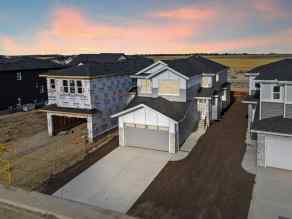 Detached Kinniburgh South homes
