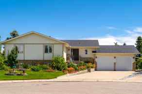 Just listed Emerson Lake Estates homes for sale new 906 11 Street SE in Emerson Lake Estates High River